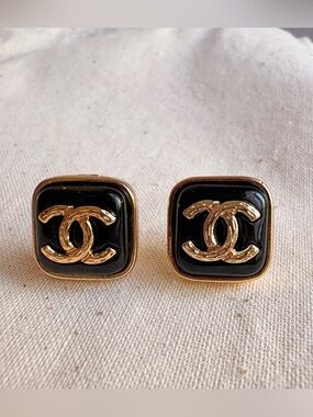 CHANEL Black and Gold CC Square Clip-On Earrings